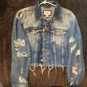 Forever 21 cropped distressed jean jacket